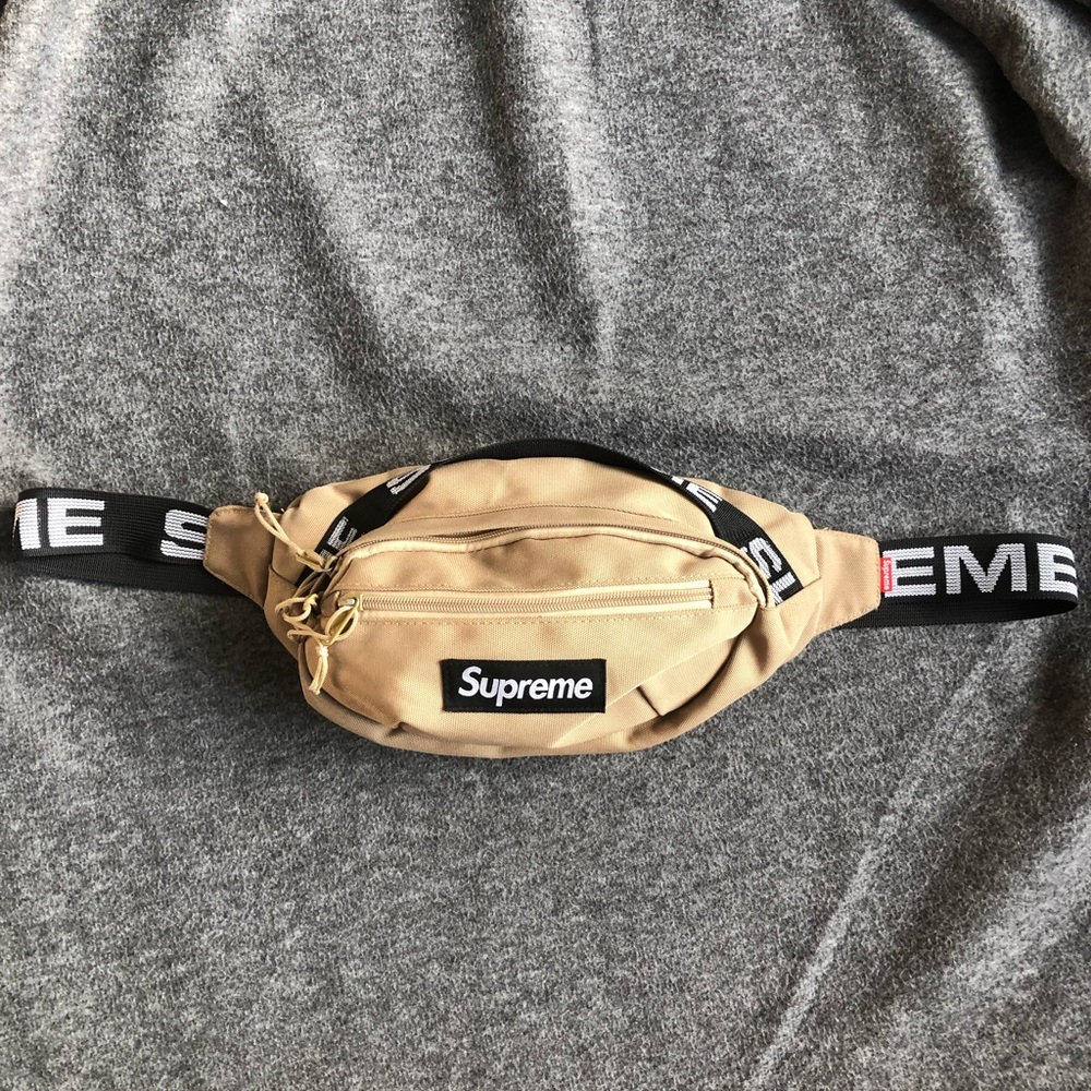 SS18 Supreme Waist Bag